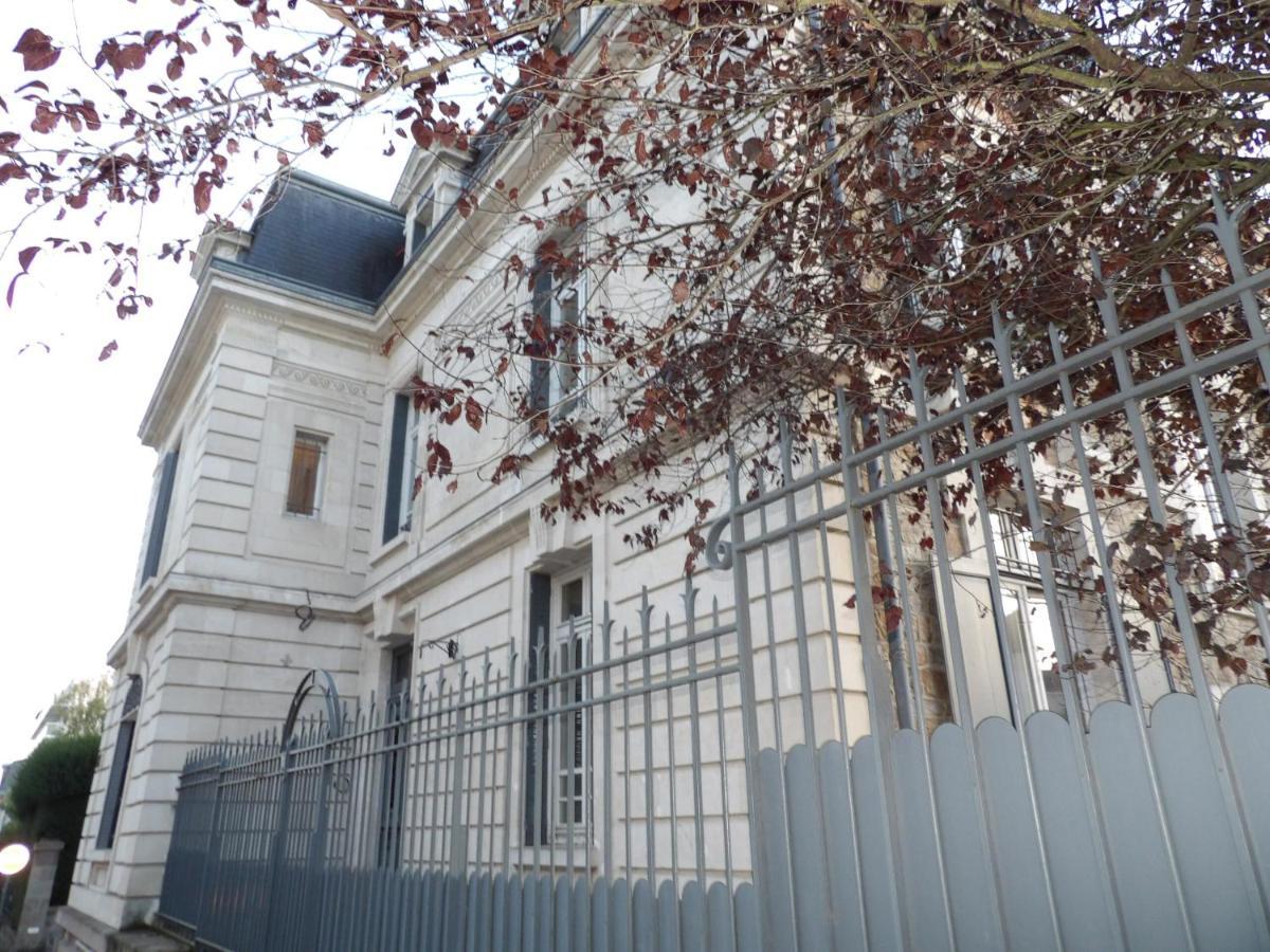 La Maison Blanche - Apparthotels De Charme Chic & Cosy A 350M Du Coeur De Ville De Limoges - Acces Autonome Exterior foto