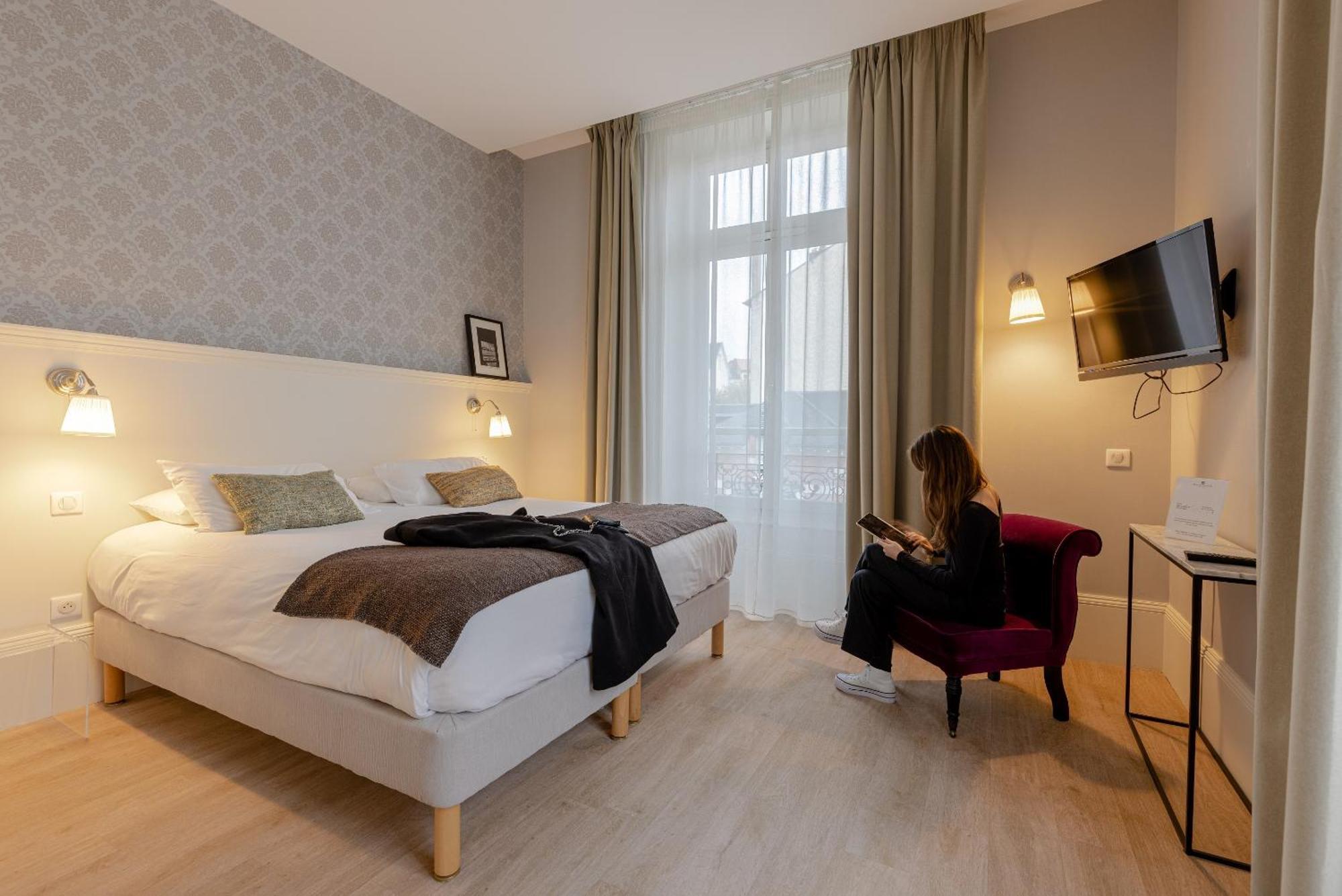 La Maison Blanche - Apparthotels De Charme Chic & Cosy A 350M Du Coeur De Ville De Limoges - Acces Autonome Zimmer foto