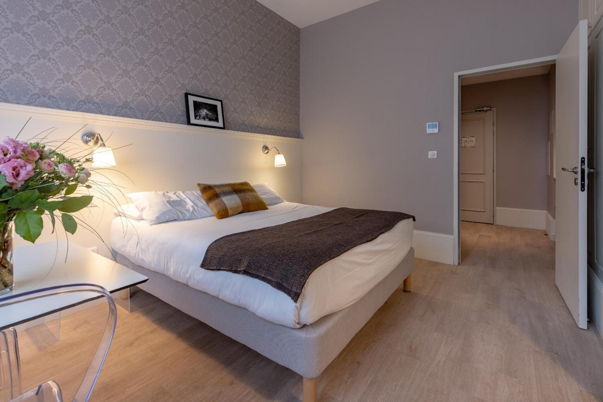 La Maison Blanche - Apparthotels De Charme Chic & Cosy A 350M Du Coeur De Ville De Limoges - Acces Autonome Exterior foto